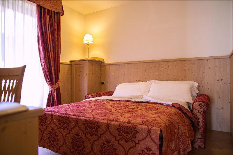 Beverly Alps Hotel & Spa Пинцоло Екстериор снимка