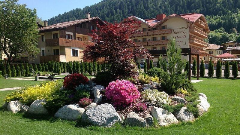 Beverly Alps Hotel & Spa Пинцоло Екстериор снимка