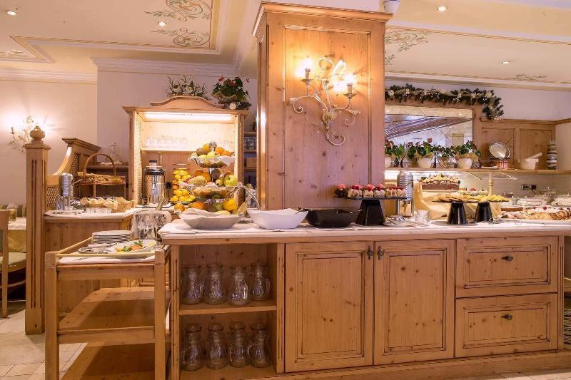 Beverly Alps Hotel & Spa Пинцоло Екстериор снимка