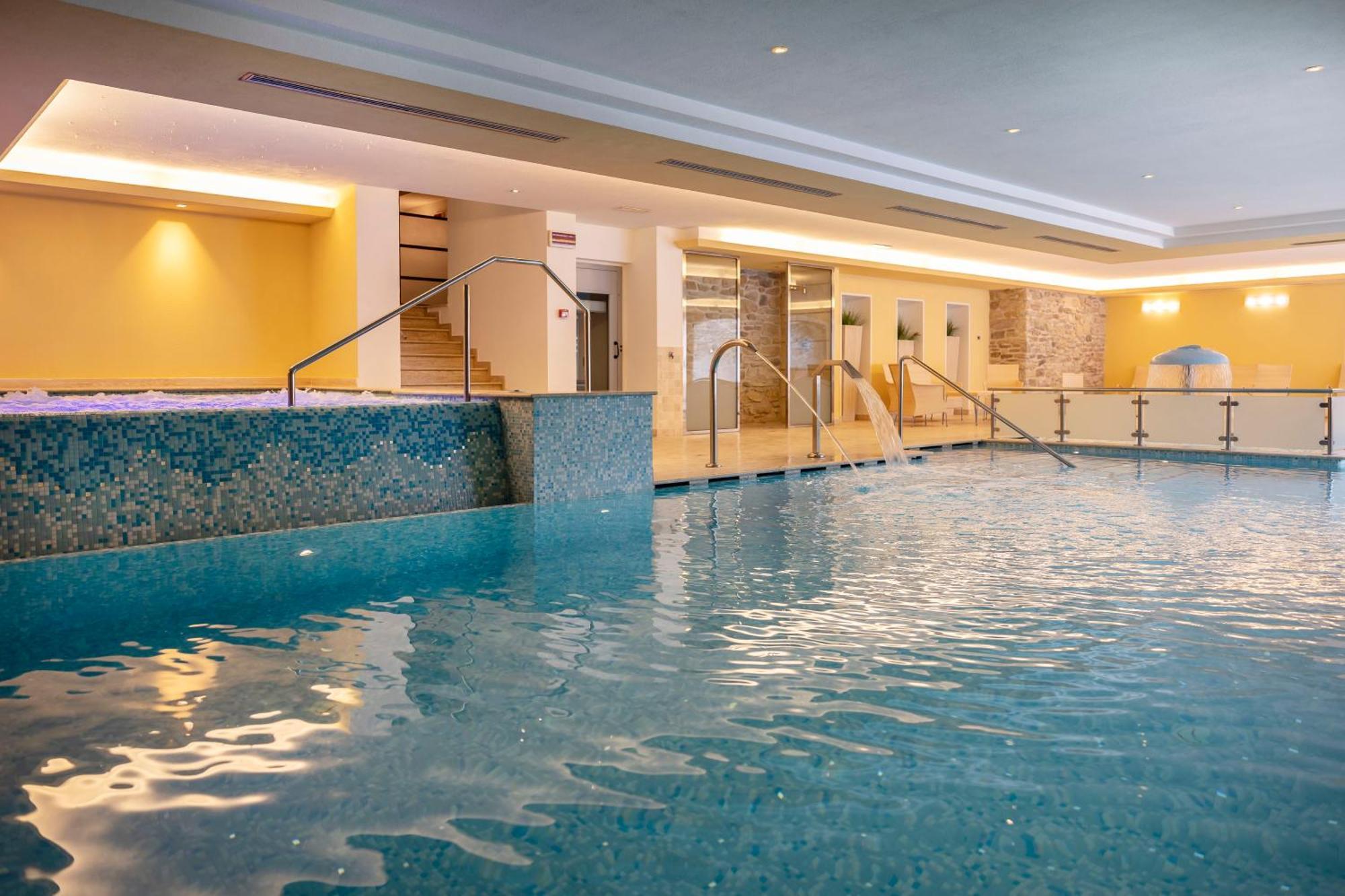 Beverly Alps Hotel & Spa Пинцоло Екстериор снимка
